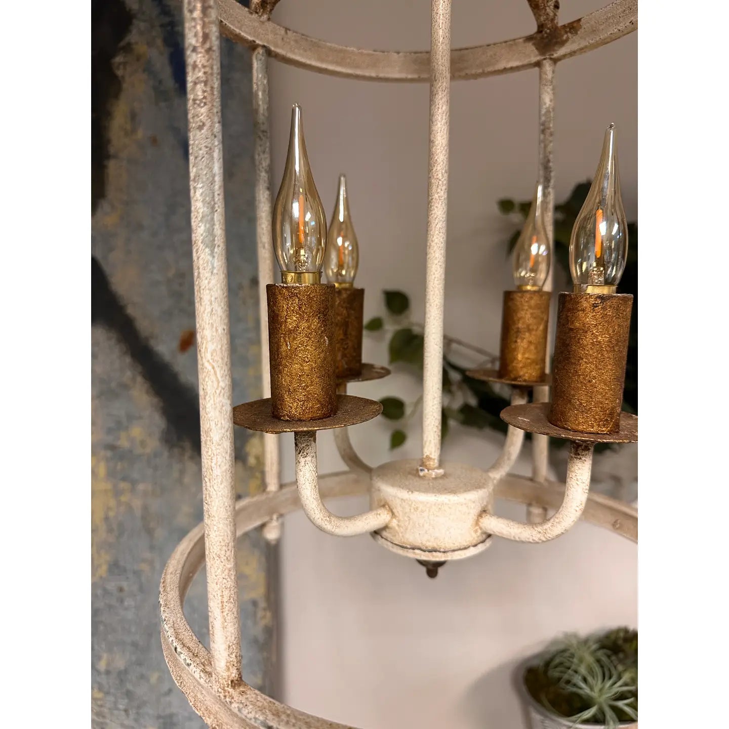Rust Iron Dining Table Lamp