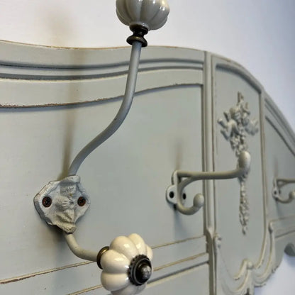 6-HOOK WALL MOUNTED COAT RACK