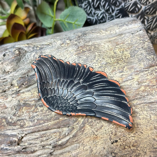 Iron Wing Tray in Rustic Black